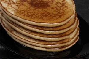 PANCAKES 